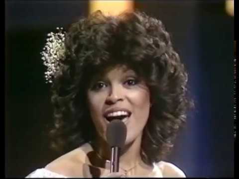 1982 Belgium: Stella - Si tu aimes ma musique (4th place at Eurovision Song Contest in Harrogate)