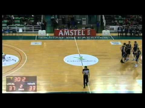 ORO CACERES 2016 BASKET,64 - LOBE HUESCA,71 (25/11/2011 0:00:00)