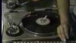 DJ Javier Pérez "Beat That House" Sampling Bassline House Music