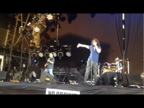 Soundgarden - I Awake (live)