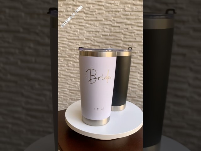 Vídeo relacionado con Taza térmica con diseño de perro salchicha personalizable con caja de embalaje, taza térmica de acero inoxidable con grabado, merchandising para niños, amigos, colegas, amantes del perro salchicha