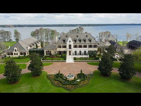 See inside Lazy Days RV founder’s Florida estate for sale 