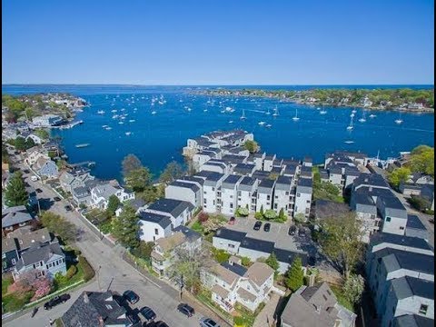 46 Gregory Street in Marblehead, Massachusetts