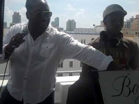 DJ Sres @ the 2012 WMC Global Soul Music Label Launch Party