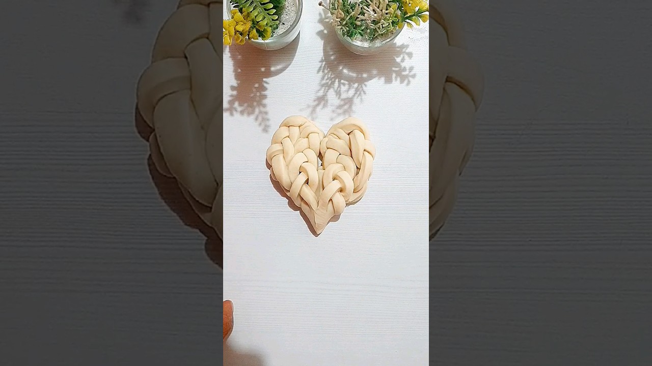 BraidedHeart - Creative Puff Pastry Shape
