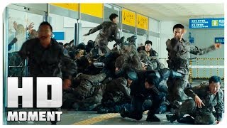 Спасение от толпы зомби на станции - Поезд в Пусан (2016) - Момент из фильма