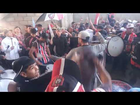 "Chacarita somos familia se junta la familia y pasan cosas lindas 10/9/22 previa" Barra: La Famosa Banda de San Martin &bull; Club: Chacarita Juniors