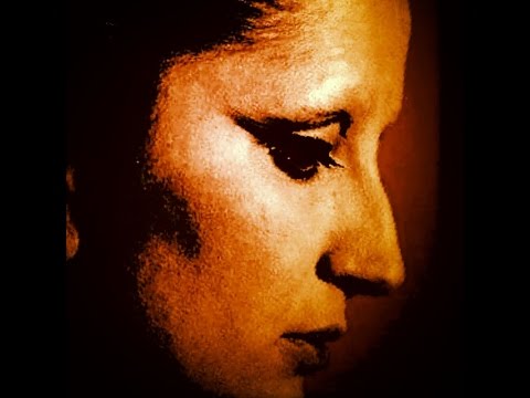 Videoclip de Accendi questa luce — Mina
