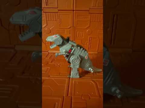 Prime Reviews G1 Grimlock Hallmark Ornament #transformers #optimusprime #epicvoiceguy