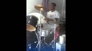 Victor Drew drum hits