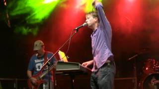 Loominary Pop - Maybe You're A UFO Too (live festival Les Vaches Folks - Divonne 08/07/12)