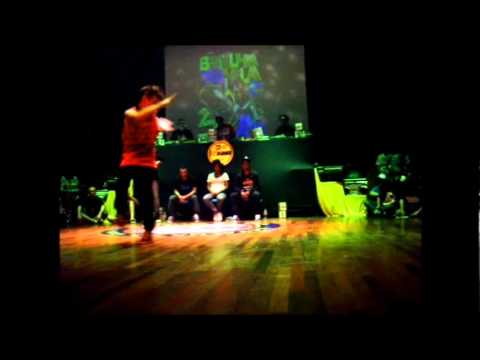 batalha na vila 2011 - BBOY DEMIAN VS KlINGER