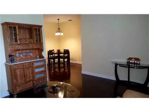 8143 SW 162,Miami,FL 33193 Casa En Venta