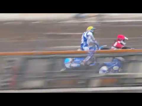 Sparing: Włókniarz Częstochowa - Unia Tarnów, pojedynek Leona Madsena z Jakubem Jamrogiem