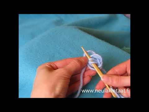 Howw to start Nalbinding - 12. First flat, then flip the loops onto the thumb