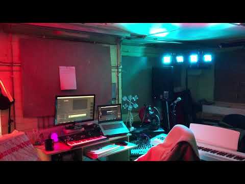 Synth Jamming with the Korg Minilogue XD