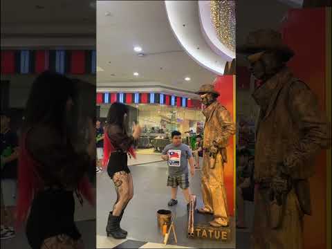 Statue Has to Imitate People