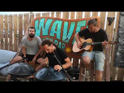 Tosoda Projekt - Fast @ Waves Beach Bar Tarifa