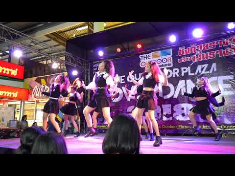180818 Wasabi cover Weki Meki - I don't like your Girlfriend & La La La @ The outdoor plaza