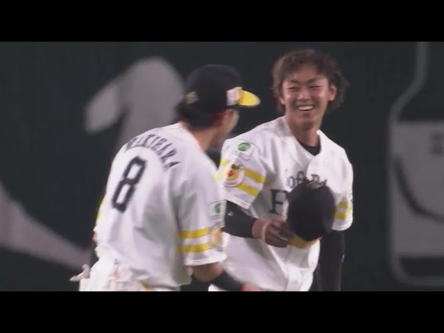 【8回表】超絶堅守!! ホークス・今宮健太の華麗なジャンピングキャッチ!!  2024年3月19日 福岡ソフトバンクホークス 対 阪神タイガース