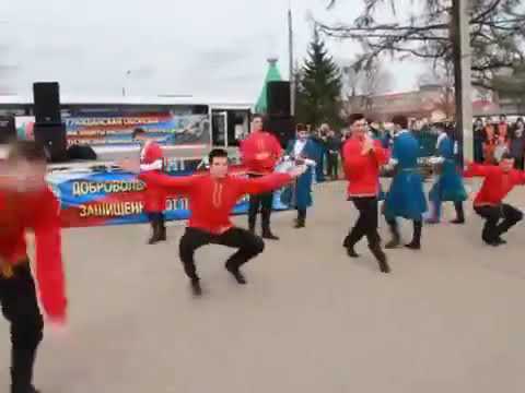 Русский танец VS Лезгинка! 😏Баттл - это, конечно, хорошо, но и вместе круто смотрятся!!