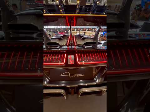 This is currently the fastest production car in the world! 🌎 🔥😳