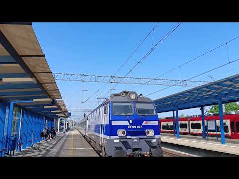 przelot EP09-007 z Ic Heweliusz relacji Gdynia główna-Wrocław główny przelatuje przez Kościan