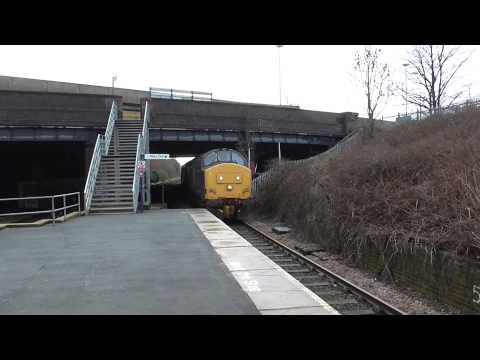 DRS Class 37 No 37682 + NR 9701 on 1Q14 Longsight  - Longsight @ Denton St on 15.1.14 - HD