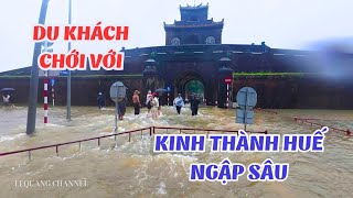 FLOOD WATER FLOODS INTO HUE IMPERIAL CITY LIKE A WATERFALL - TOURISTS ARE IN DISTRESS | Lequang C...
