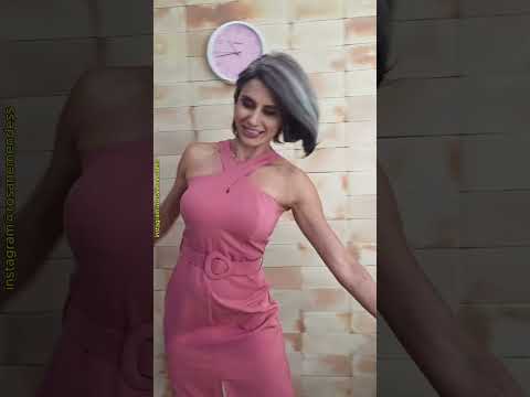 Rosane Mendes ensina truque genial: vestido amassado? Secador salvador na frente e pronto!