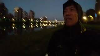 基隆河堤戶外運動趣 這樣的景色 很可以唷跑起來🏃真的很舒服…想騎車🚴 散步🚶也行唷  #正氣橋 基隆河左岸河濱公園