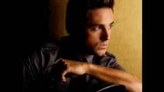 Colgado David Bustamante