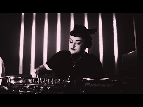 MAY GĪMEL - XXX Desafio Interno de DJ’s Aimec (Curitiba)