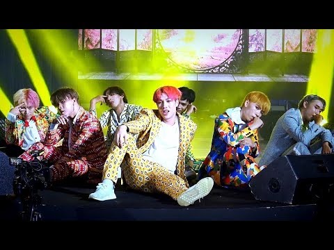 "CHANGE" cover "Intro+FAKE LOVE+IDOL" (BTS) @ "Seoul Street K-POP Cover Dance Contest" :CTW