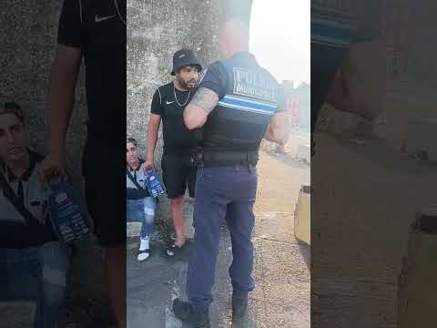 حراق جزائري خلطها مع شرطي اوروبي