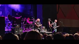 Britny Fox , Plenty Of Love