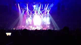 Kid Rock: "Thank God I'm A Country Boy" & "Happy New Year": Fort Wayne, IN. 3-26-2013.