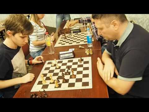 GM Novik ( black) chess blitz