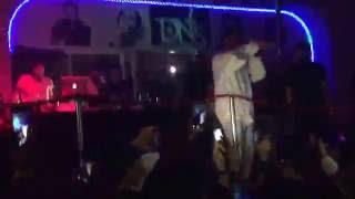 SHINDY - ROLI (LIVE @TONI&#39;S LOUNGE)