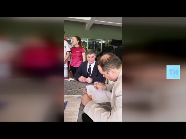 Татарстанские участники ЧМ по стрельбе проголосовали на выборах Президента РФ в Малайзии