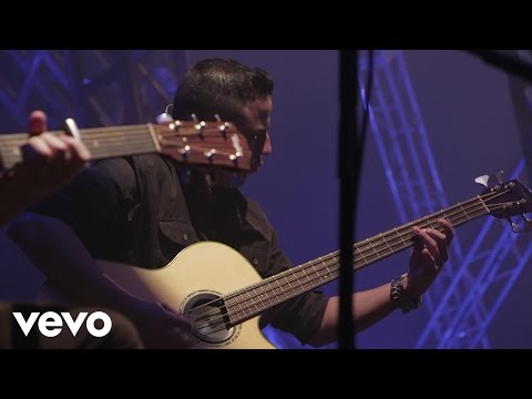 O CHÃO QUE ELA PISA - Cpm22