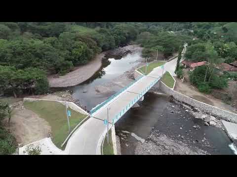 En Lislique DOM Entrega Puente El Chilamate y Calle a Derrumbado