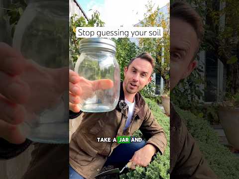 Stop guessing your soil. This simple jar test shows if you’ve got sand, silt or clay 🌱 #gardening