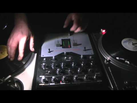 Grand Master Dee Nasty à l'Abat Jour à Nice 17/03/12