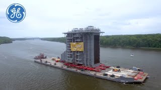 VIDEO: Ship an 8 million pound Generator