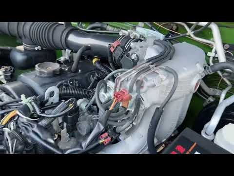 Mitsubishi V31, Mitsubishi 4G64 engine, mechanical four-wheel drive