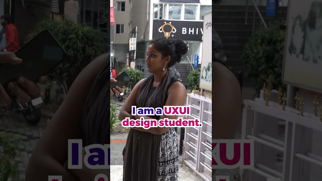 How much does a UIUX DESIGNER make?