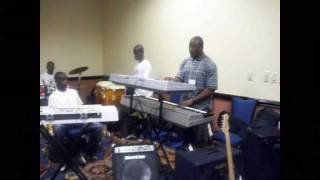 Having fun with Ghana Gospel Medley on Mac (Garage Band)