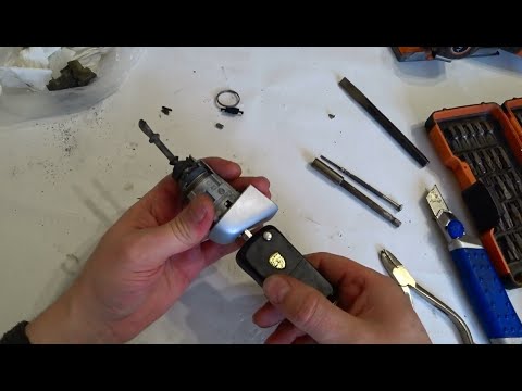 Как поменять старую на новую личинку замка водительской двери Cayenne [Кайен] & Touareg [Туарег]?