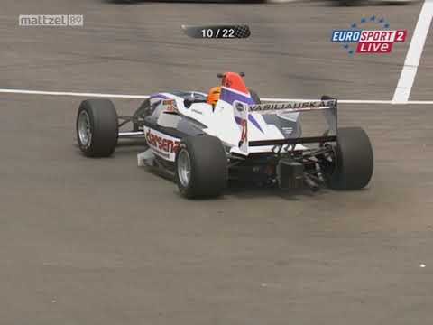 2010 Formula 2 @ Marrakesh - Vasiliauskas and Kovalksia Collide